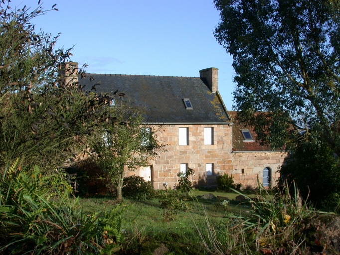 Vue générale ; Pleumeur-Bodou, Kerianegan-Vras. Ferme (1602)