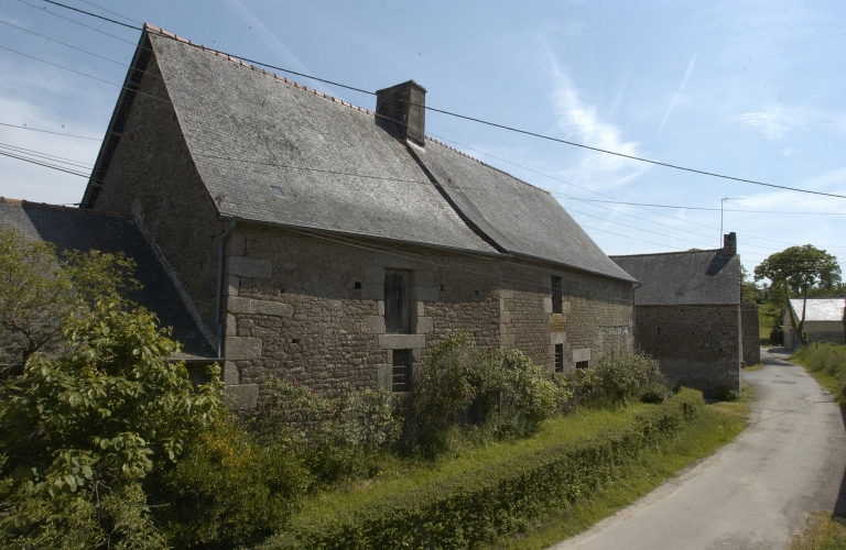 Manoir de La Vallerie ; Façade principale du manoir