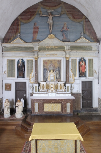 Ensemble du maître-autel : autel, tabernacle, exposition, gradin d'autel, retable, 3 degrés d'autel