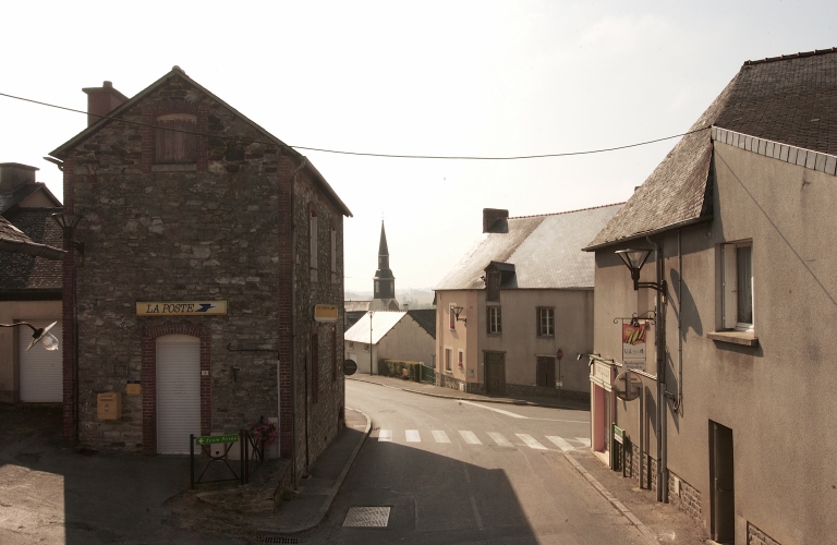 Rue de la mairie ; Vue du bourg : rue de la mairie