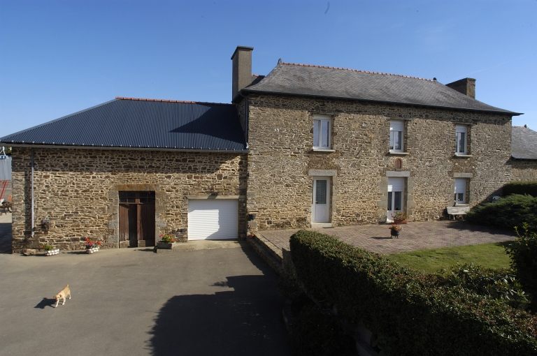 Vue générale ; Ferme, le Bout de la Ville