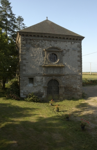La chapelle de Montmoron ; Elévation nord : vue générale ; Chapelle : élévation nord ; Chapelle de Montmoron