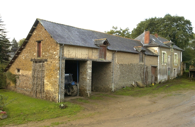 Maison et grange à la Porte