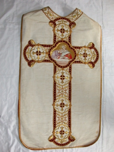 Ornement blanc n°1 : Chasuble