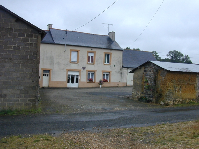 Les Quatre Chênes