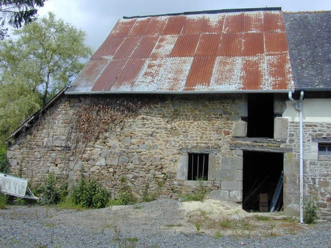 Logis du 17e siècle ; Logis avec porcherie en appentis latéral