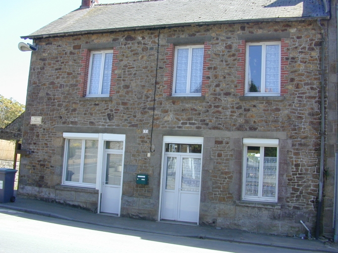 Ancienne mercerie et logement d'une couturière