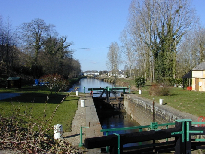 Écluse, l'Ille (Montreuil-sur-Ille) ; Canal d'Ille-et-Rance (section Montreuil-sur-Ille)