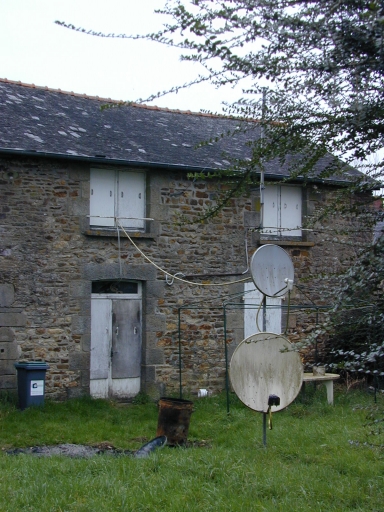 Ouvertures (19e / 20e siècles) ; Maison du 18e siècle (?)