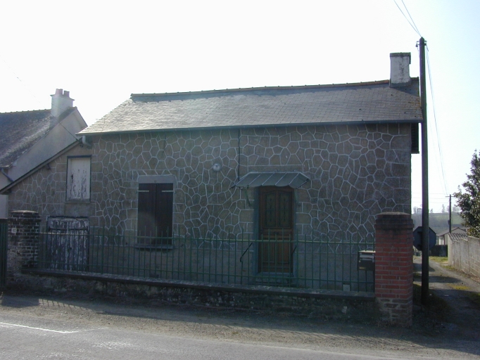 Maison à une pièce pour un ouvrier de l'usine Rey ; Maison d'un ouvrier de l'usine Rey