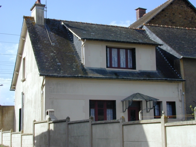 Maison du milieu du 20e siècle