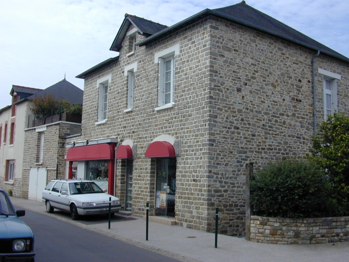 Vue générale de la boucherie ; Boucherie-Charcuterie des années quarante (14, rue d'Ille-et-Rance)
