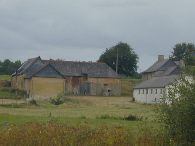 Vue générale du manoir ; La manoir de La Houssaie