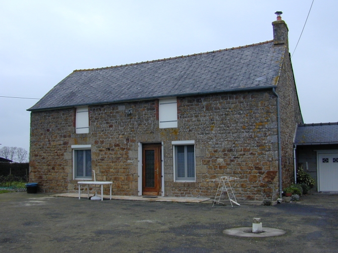 Façade principale de la ferme