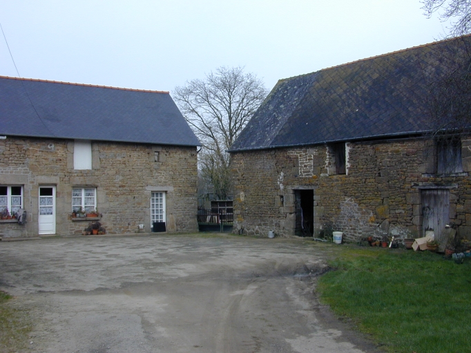 Vue générale de la ferme en U