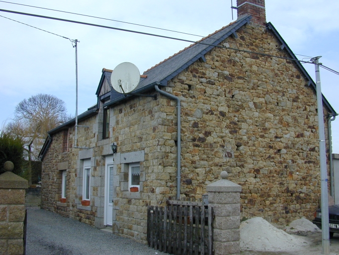 Vue sud-est de la ferme