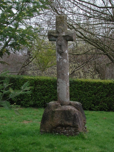 Vue générale de la croix ; La Mondrais