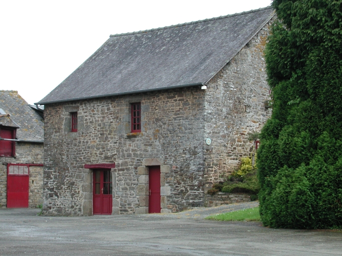 Vue générale sud-ouest ; Ancien logis déclassé