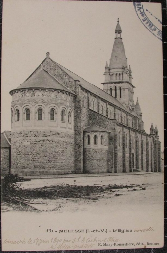 L'église sur une carte postale ancienne