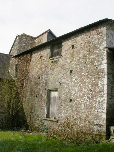 L'ancien prieuré du Mesnil ; Vue de l'ancien manoir du prieuré