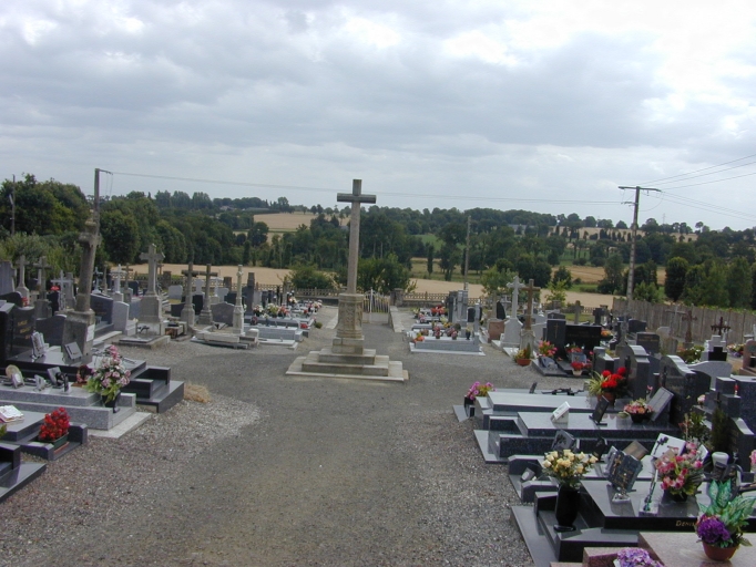 Vue générale du cimetière ; Le cimetière