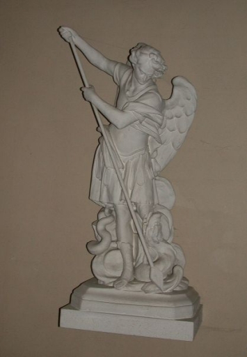 Statue : Saint Michel et le Dragon