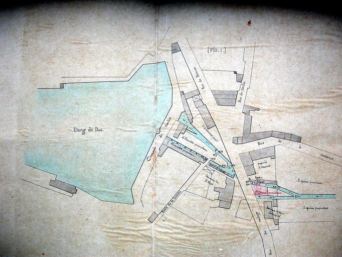 Demande de transformation d'un moulin à papier en moulin à farine par le sieur Droual, plan des lieux, 18 mai 1856. AD Morbihan S 1153. ; Demande de transformation d'une minoterie en moulin à farine par le sieur Droual, plan des lieux, 18 mai 1856. AD Morbihan S 1153. ; Demande de transformation d'un moulin à papier  en moulin à farine par le sieur Droual, plan des lieux, 18 mai 1856. AD Morbihan S 1153.