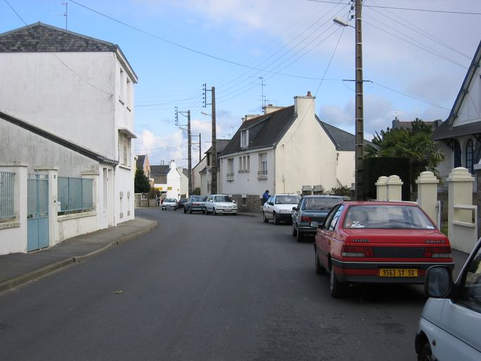 Vue de la partie ouest de la rue.