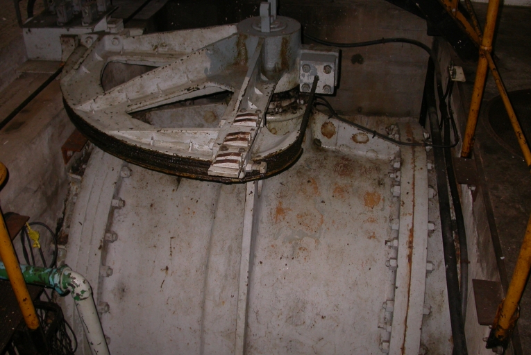 Ensemble de deux urbines hydrauliques