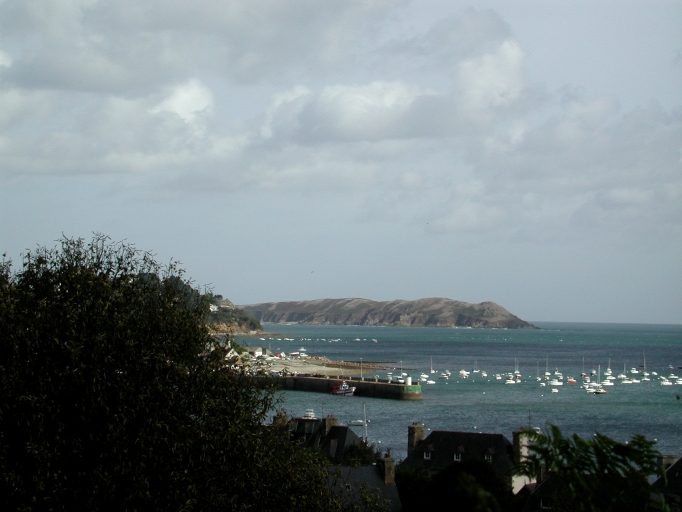 Vue générale de la jetée-digue du Linkin