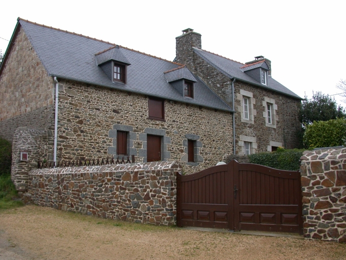 Vue générale (maison de gauche) ; Vue générale (maison de droite)