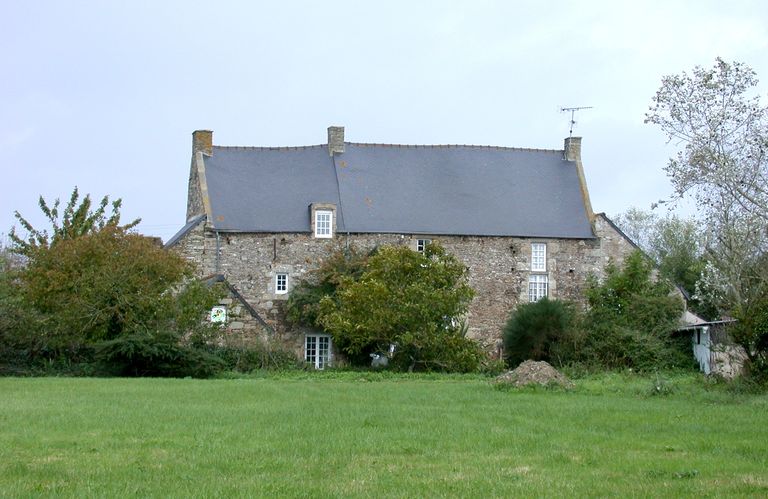Vue générale ; Matignon, manoir des Grandes-Villes-Audrain (15ème siècle ?)