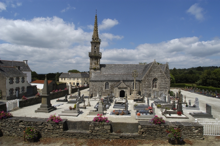 Eglise paroissiale Saint-Cadou (Sizun)