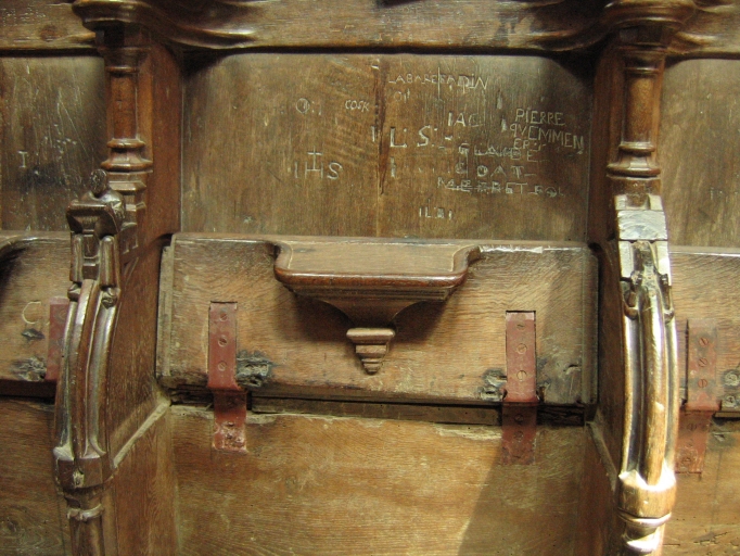 Cathédrale Saint-Paul-Aurélien : stalle 55