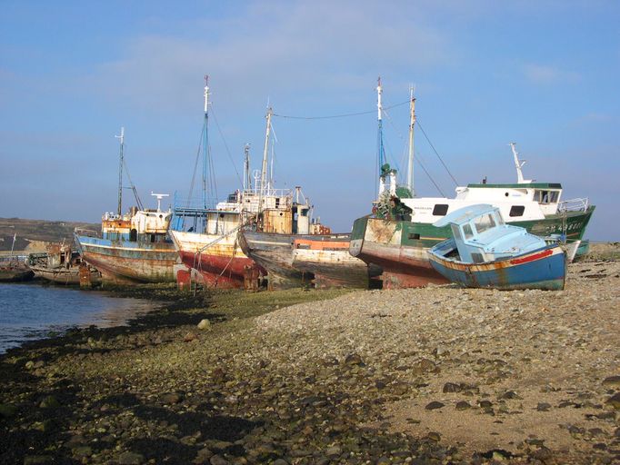 Vue générale du cimetière de bateaux prise depuis l'est ; Cimetière de bateaux