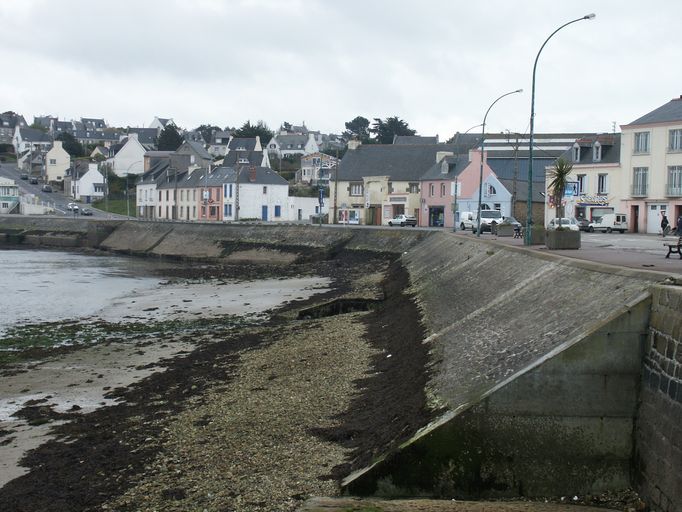 Vue générale du quai Kléber