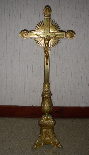 Croix d'autel