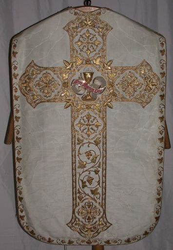 Dos de la chasuble : vue générale