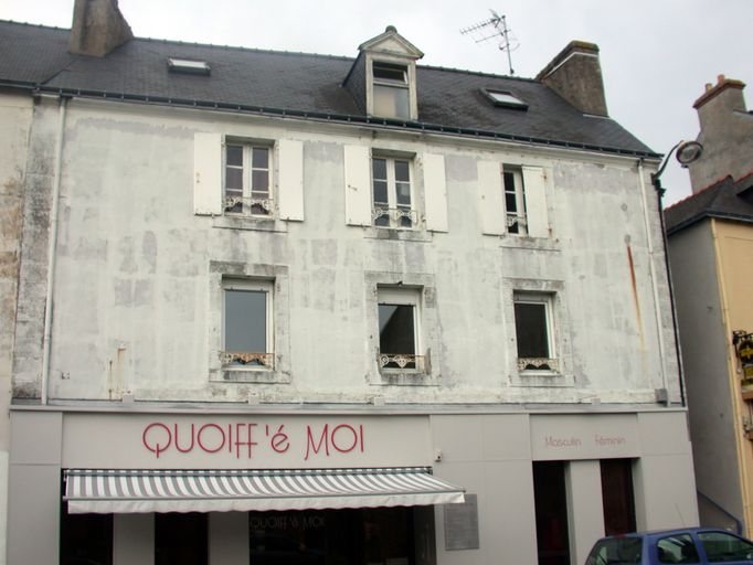 Vue générale sur la rue Maréchal Leclerc