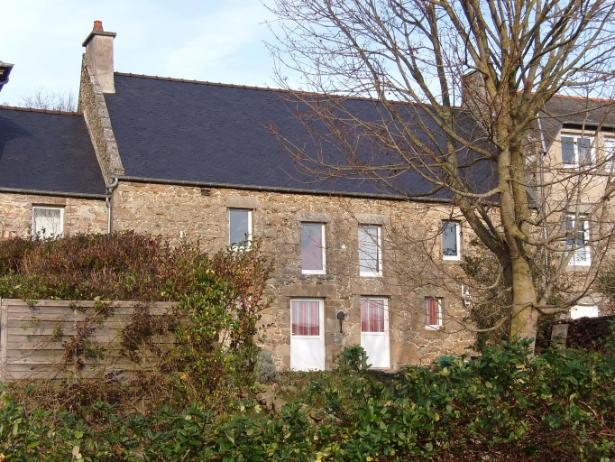 Vue générale ; Saint-Jacut-de-la-Mer, le Biord. Maison (18ème siècle)