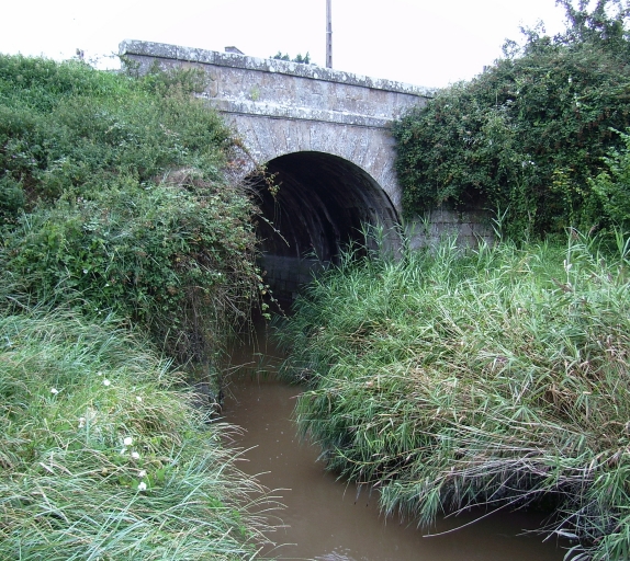Vue générale ; Créhen, Taillefer. Pont routier (2ème moitié du 19ème siècle)