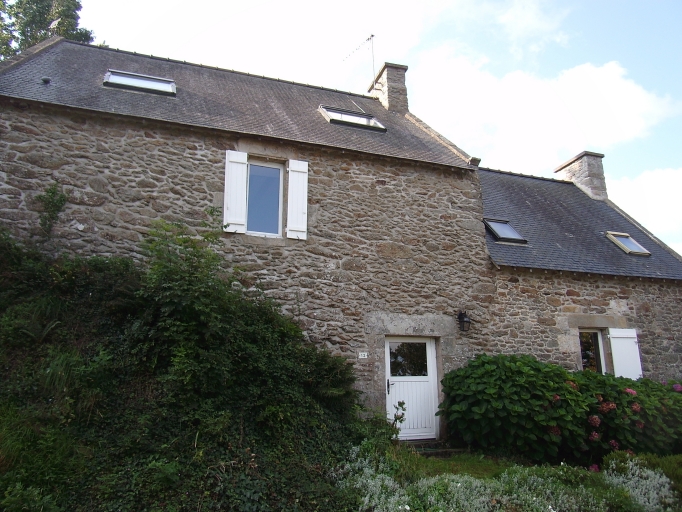 Vue générale (façade postérieure)