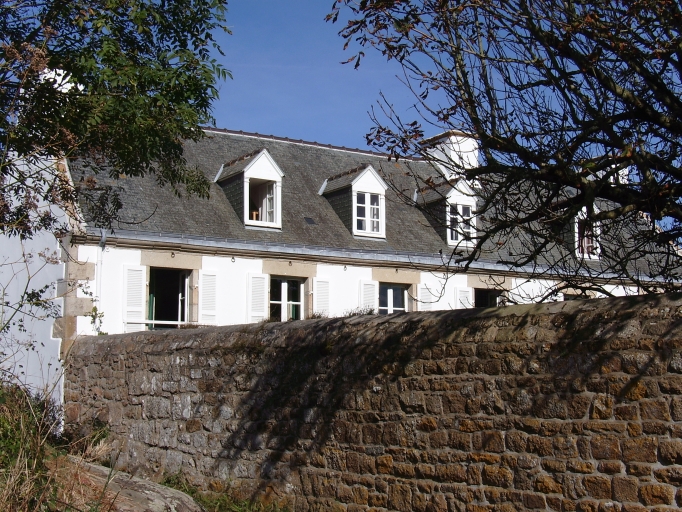 Vue générale ; Ile-de-Bréhat, Crec'h Gwen. Maison (1ère moitié du 19ème siècle ?)
