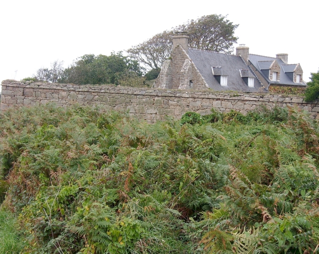 Vue générale ; Ile-de-Bréhat, Crec'h-ar-Gall. Maison (17ème siècle ?)