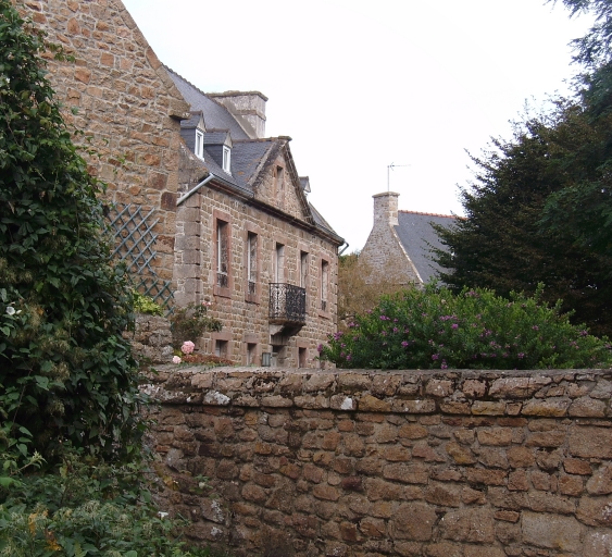 Vue générale (façade antérieure) ; Ile-de-Bréhat, Crec'h-Tarrec. Maison (1767)