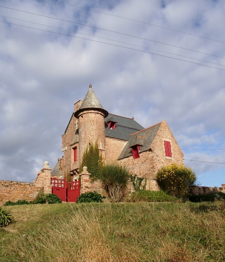 Vue générale ; Ile-de-Bréhat, Crec'h-Gwen. Maison de villégiature dite maison de Haënen (vers 1900)