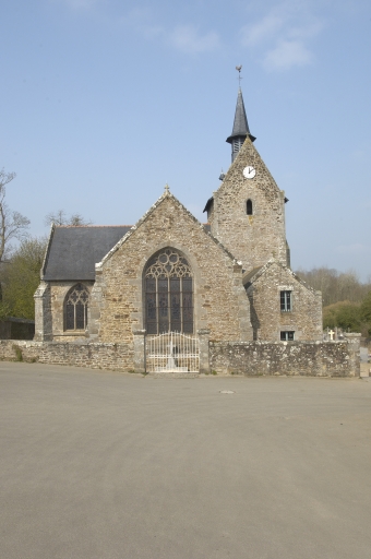 Façade est de l'église ; Vue générale