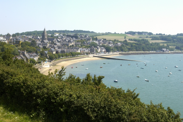 Vue générale prise de la Pointe de Grinfolet
