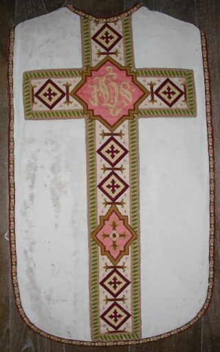 Ornement blanc : chasuble