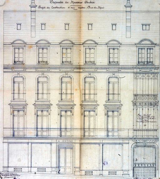 Demande d'alignement de M. Alfred André pour faire reconstruire sa maison de commerce rue du Méné, n°33. Elévation signée de l´architecte, illisible, 11 février 1901. AD Morbihan, S 247.